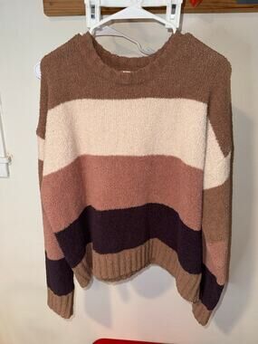 Altar’d State Large Sweater